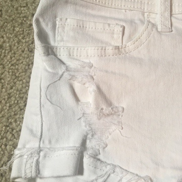 COPY - HOLLISTER LOW RISE DENIM SHORT SHORT SZ 3 or SZ 26 Y2K! - Picture 2 of 10